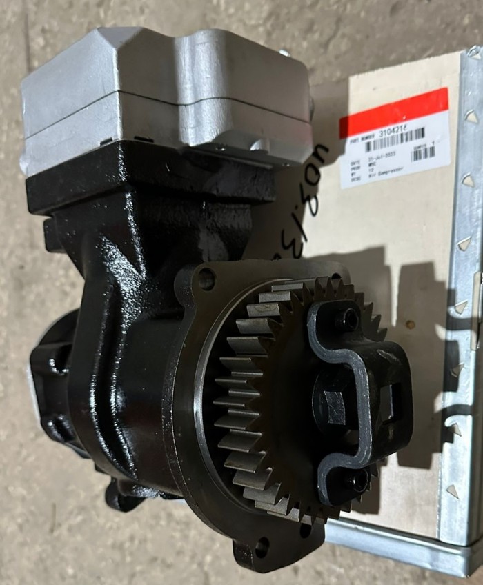 Компрессор воздушный Wirtgen W200 Cummins QSX15 911 905 015 6A / 4318216